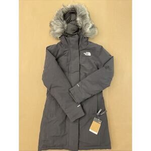 NWT The North Face Tnf Black Arctic Parka Jacket with Faux Fur Trim- Small